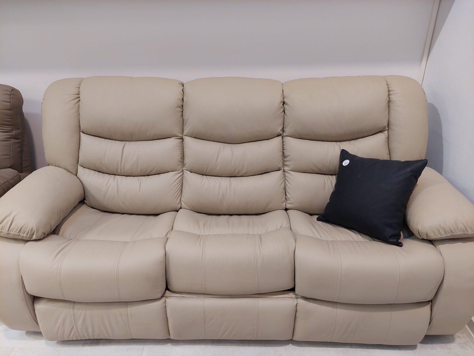 Regis II sofa 3 osobowa -Piasek